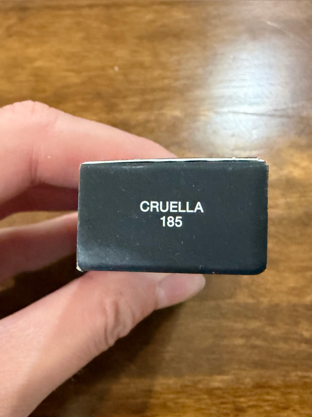 NARS Velvet Matte Lip Pencil — Cruella Deep Red - Picture 4 of 5